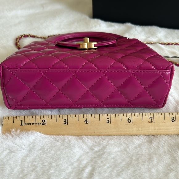 Chanel Mini Kelly Bag 24A - Picture 12 of 17